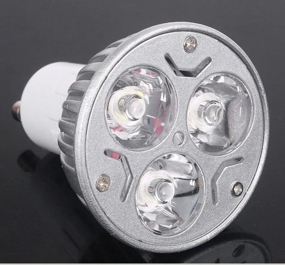 10X Бесплатная доставка Высокая мощность CREE Светодиодная лампа с регулируемой