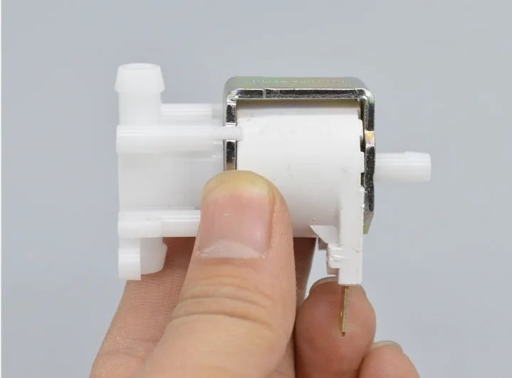 Электромагнитный клапан: 24 В постоянного тока/спускной клапан водяной