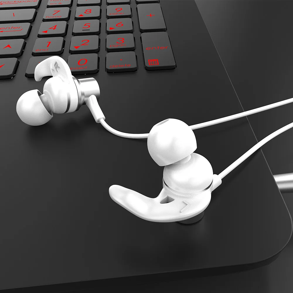 Новые наушники вкладыши тяжелые басы яркие спортивные металлические сабвуферы