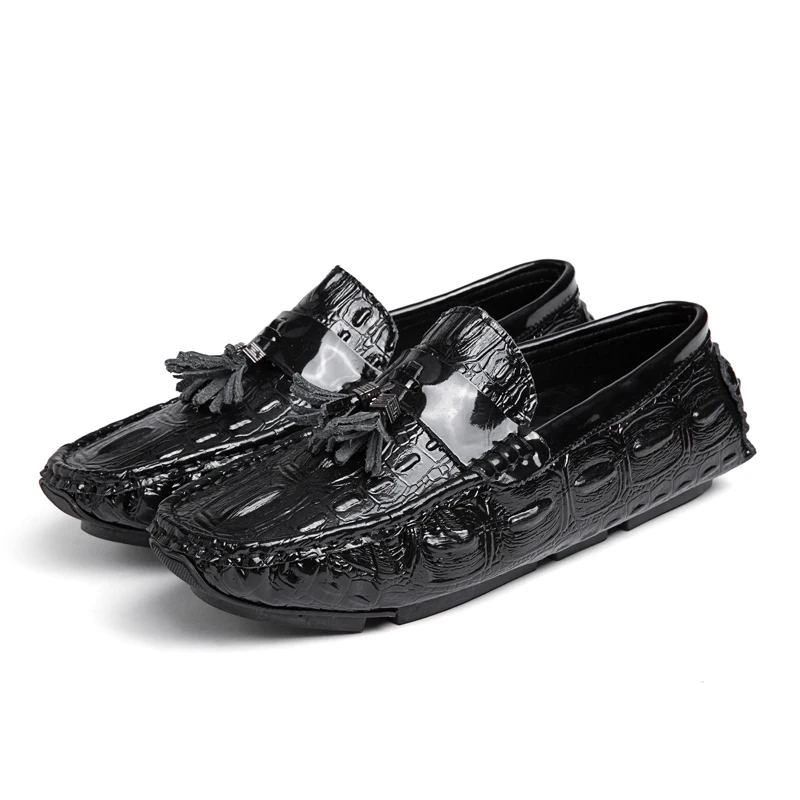 Man Casual Loafers Black White Driving Male Spring Autumn Mens Slip-On Shoes Comfortable Tassel for Men 