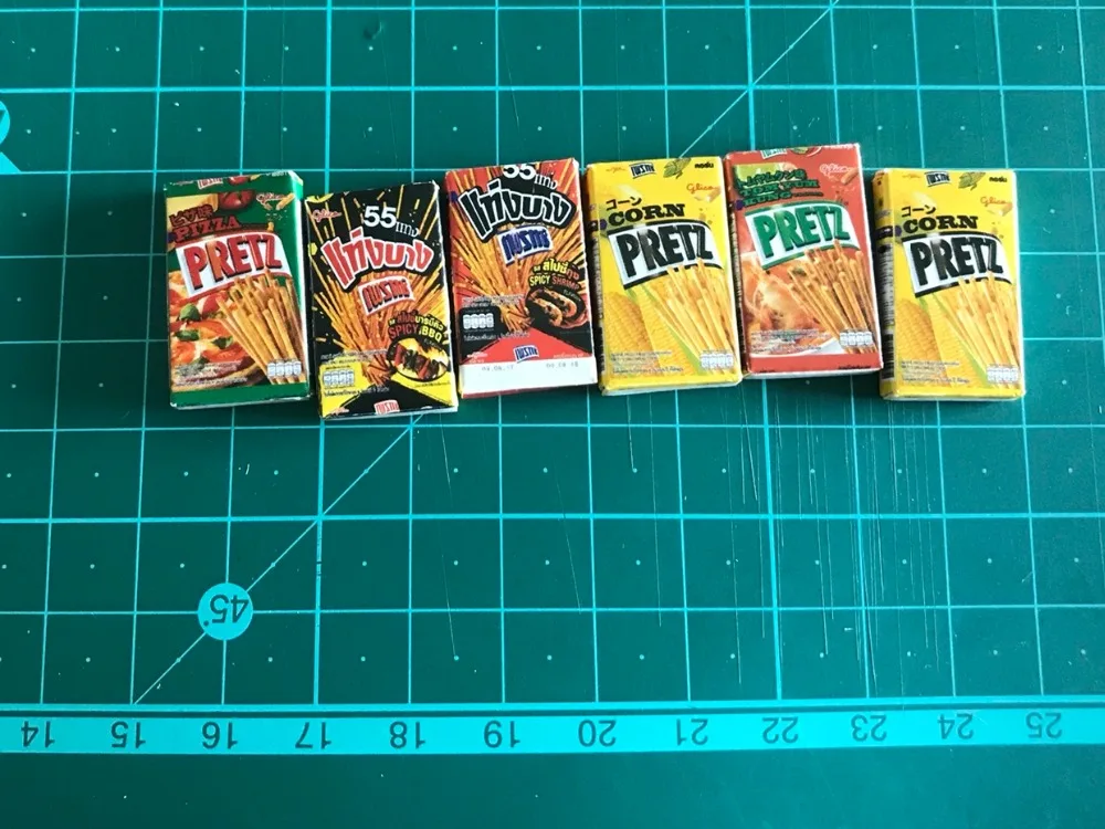 

G10-X014 children baby gift Toy 1:12 Dollhouse mini Furniture Miniature rement accessories DIY Biscuits 6pcs/set