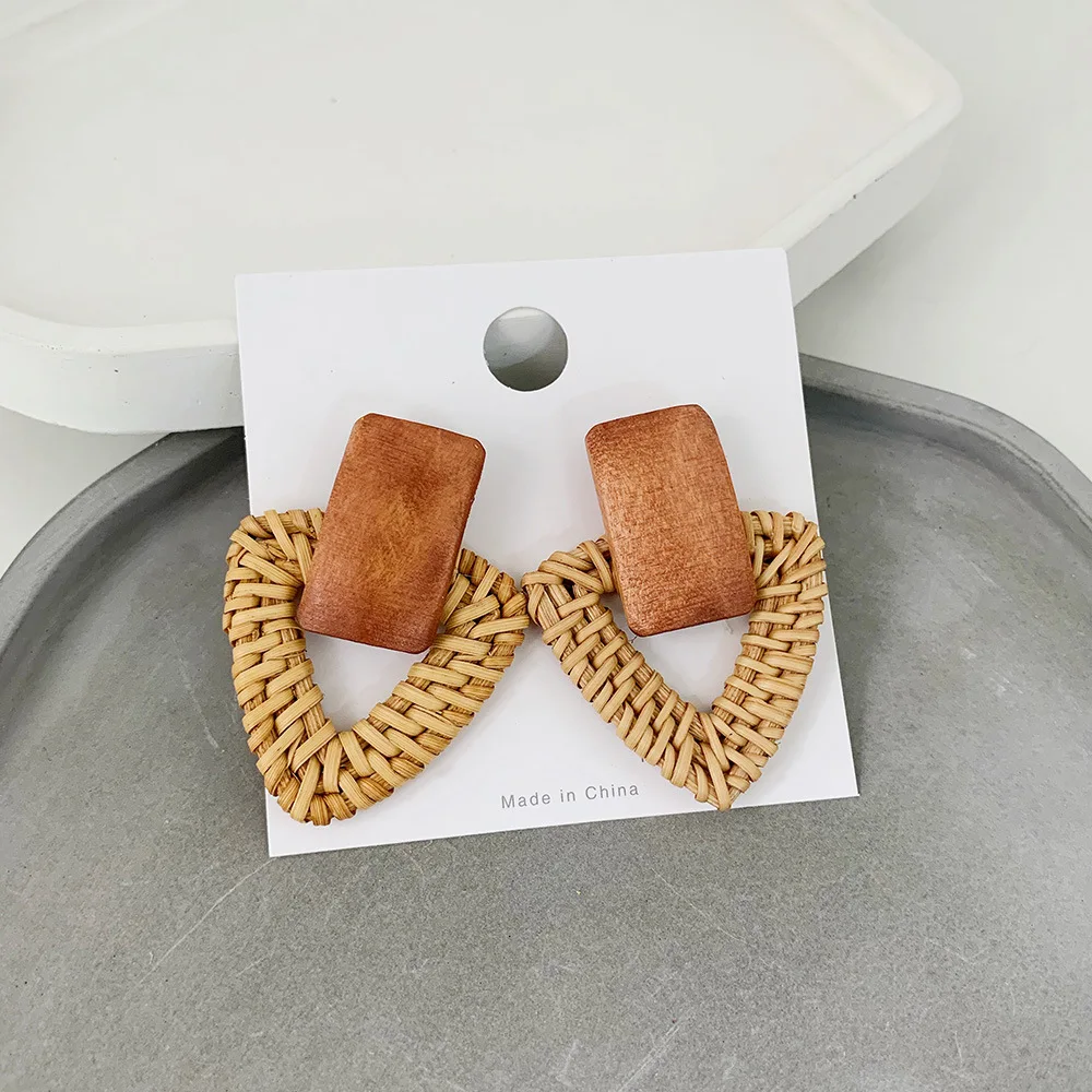 Трендовые женские корейские серьги гвоздики 2020 богемные ручной работы из дерева