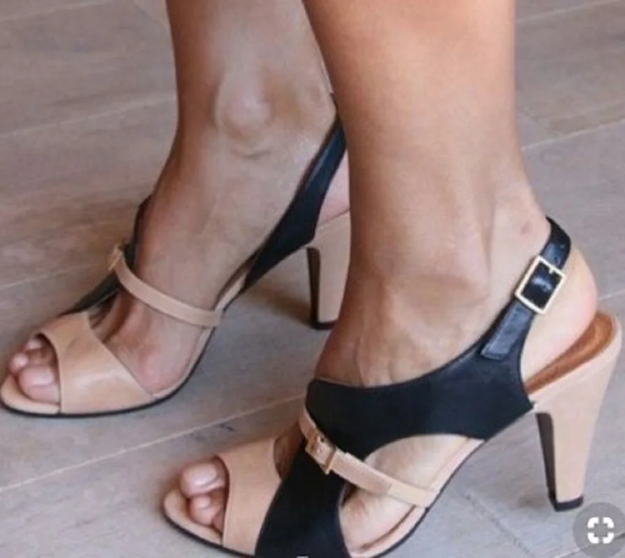 Сандалии женские на высоком каблуке винтажные босоножки с ремешком и пряжкой