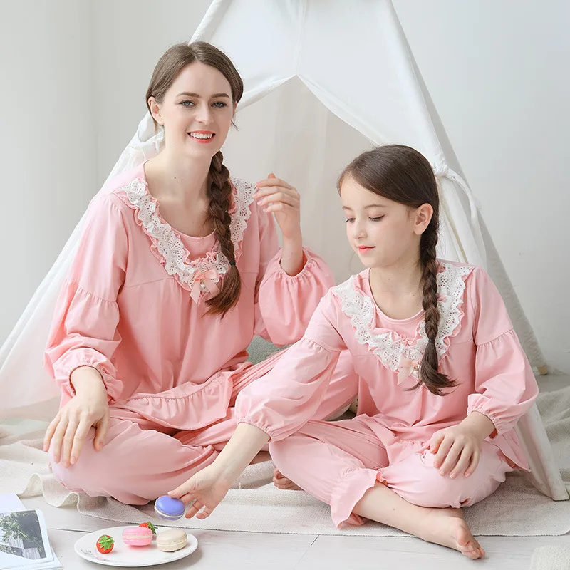 Семейные одинаковые костюмы пижамные комплекты для мамы и дочки одежда сна лета