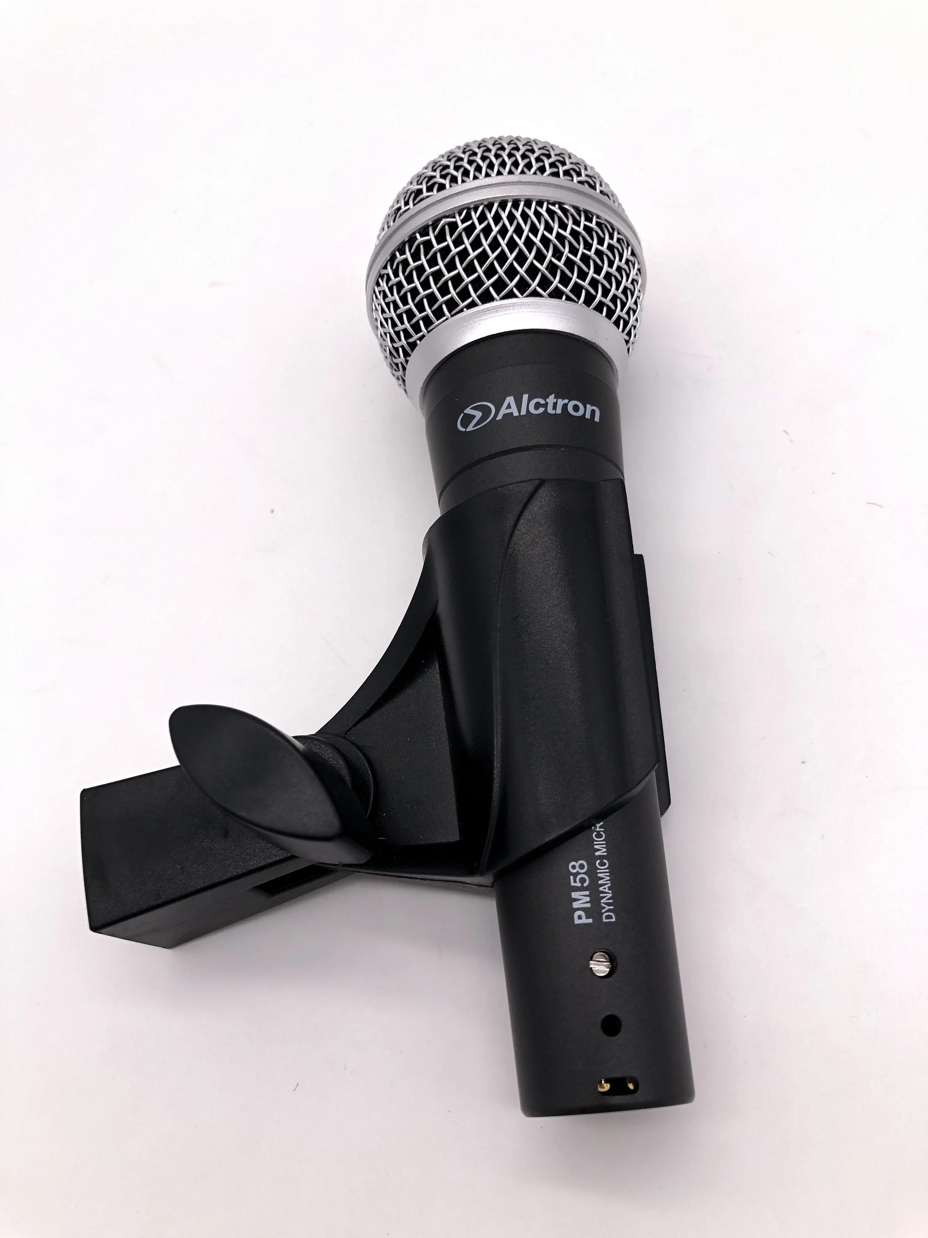 Alctron PM58 High end dynamic vocal recording microphone multi-stage grille for studio application and theater stage performance |