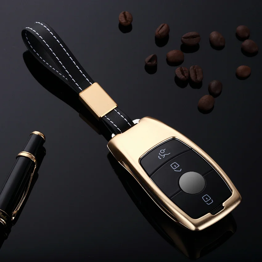 

MICOCHE Aluminium Car Key Case For Mercedes Benz AMG 2017 E Class W213 E200 E260 E300 E320 E300L E200L Key Chain Ring Cover