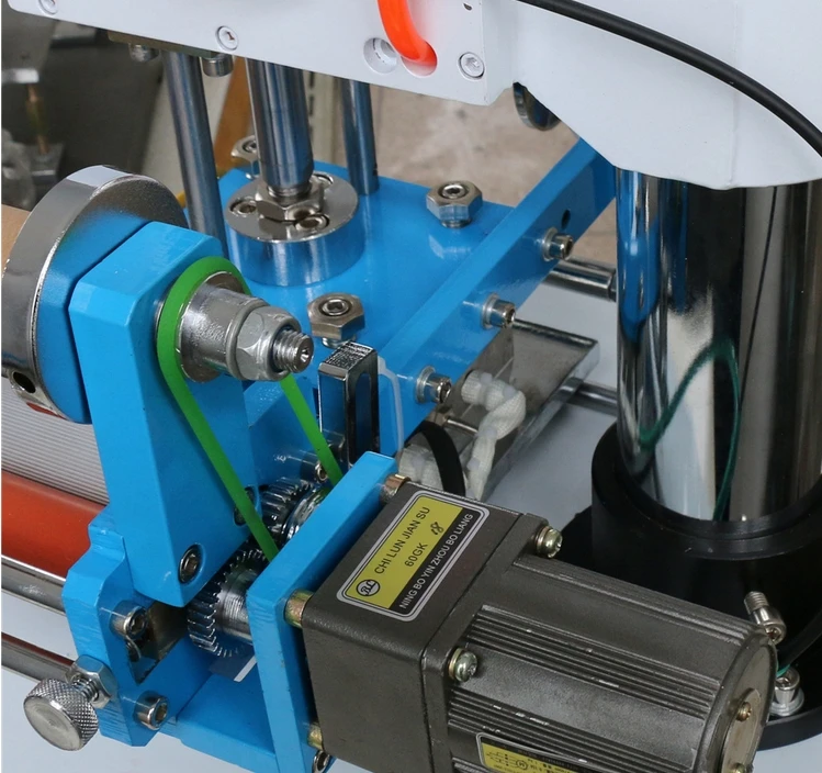 

Printing Area: 116x120mm Tabletop Pneumatic Hot Foil Stamping Machine