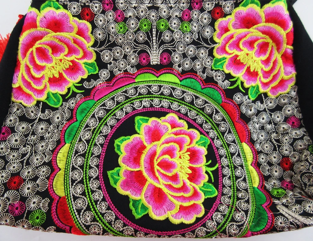 Two-use Vintage Hmong Tribal Ethnic Thai Indian Boho shoulder messenger purse bag embroidery tote pom trim SYS-357 | Багаж и сумки