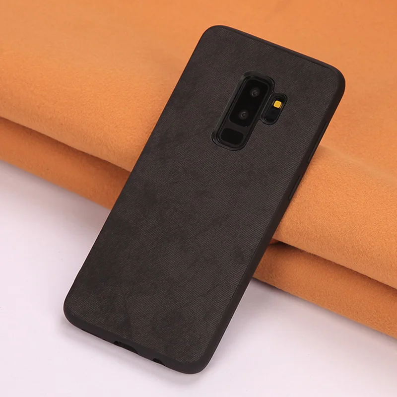 Фирменный чехол для телефона с низким ключом и простым цветным изображением