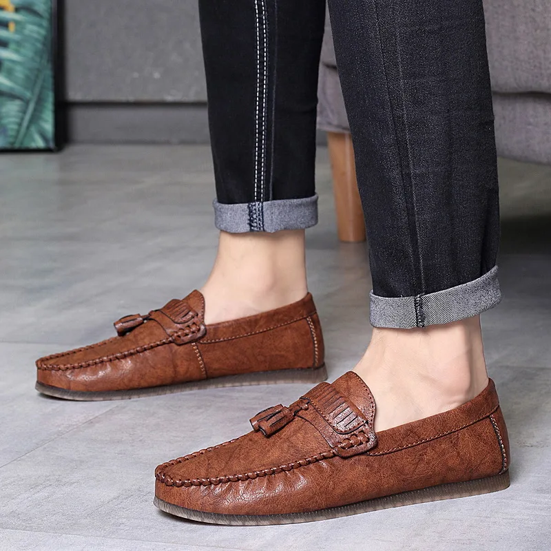 2019 новые осенние мужские туфли Martens повседневные с перфорацией типа броги из