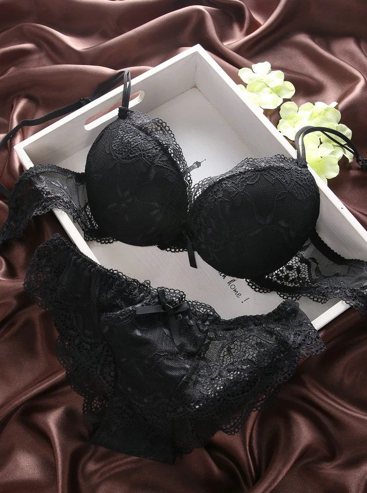 Deep V-neck lace bra fashion sexy exquisite of luxury women's underwear set push up | Женская одежда