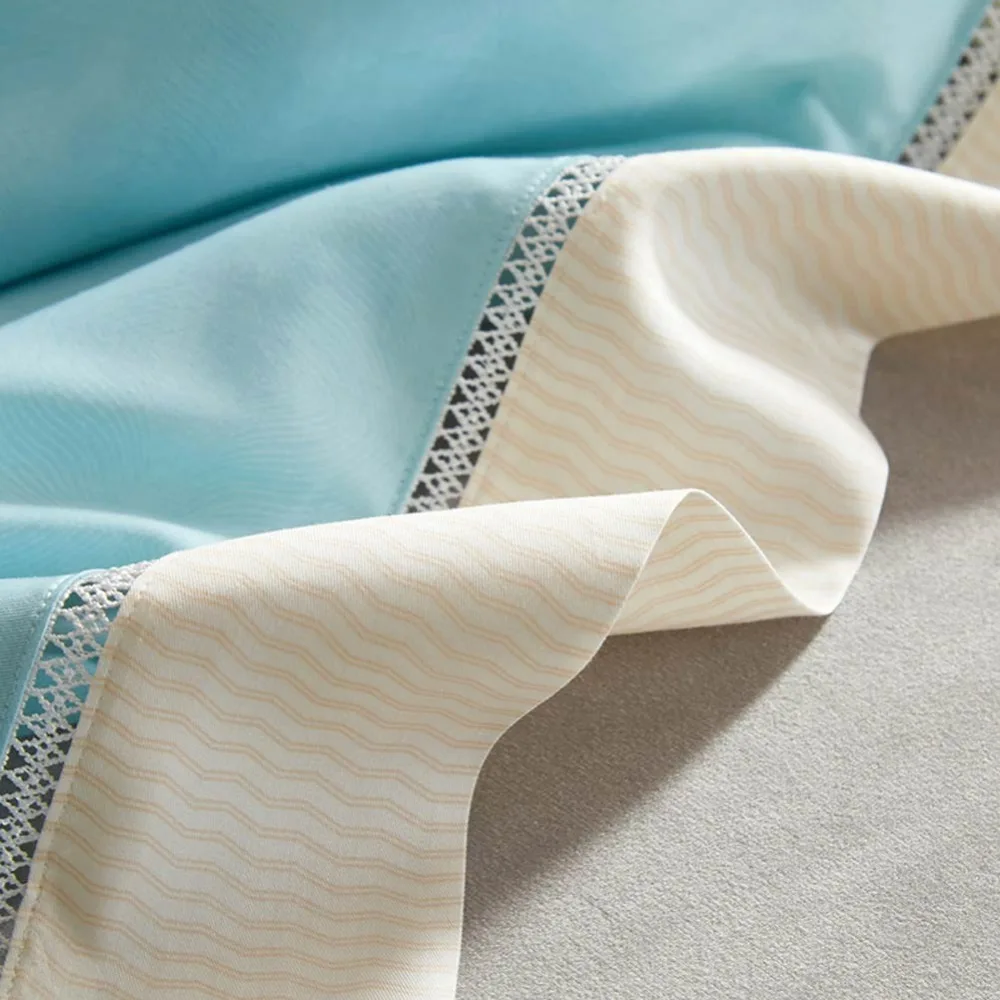 Стеганое одеяло в полоску голубого и серого цвета мягкое стеганое из