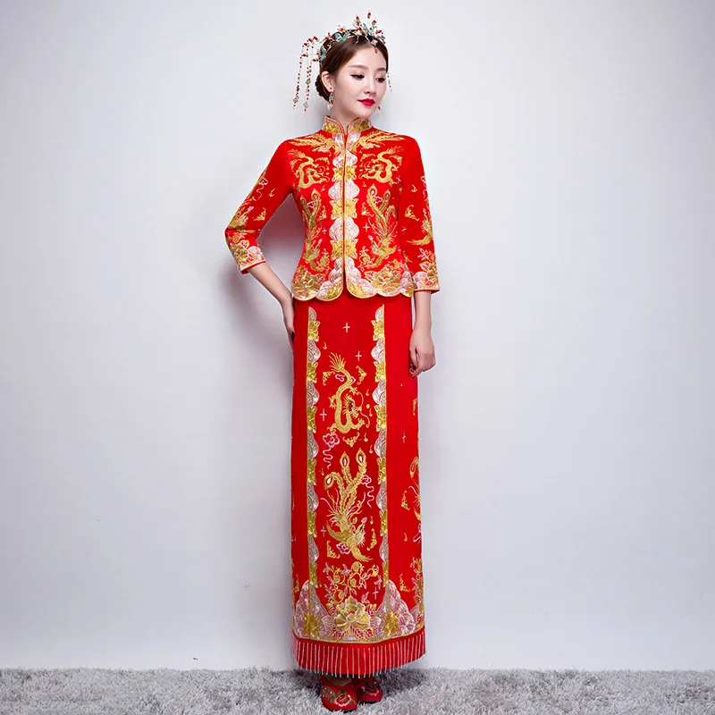 

Женское свадебное платье с вышивкой, красное Королевское традиционное китайское платье Чонсам в восточном стиле с драконом Фениксом и выши...