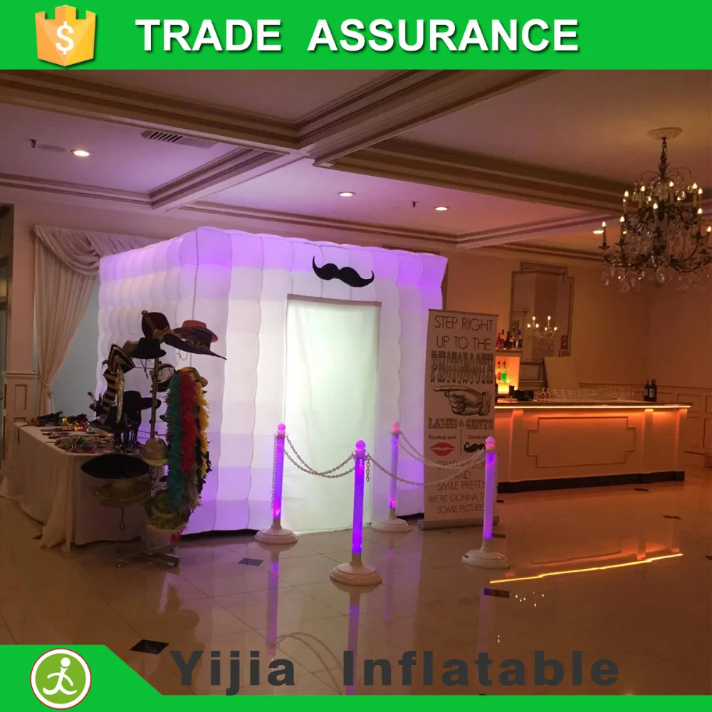 

One door in the middle LED strips custom inflatable cube tent photobooth led photo booth for wedding, party, fun outside, inside