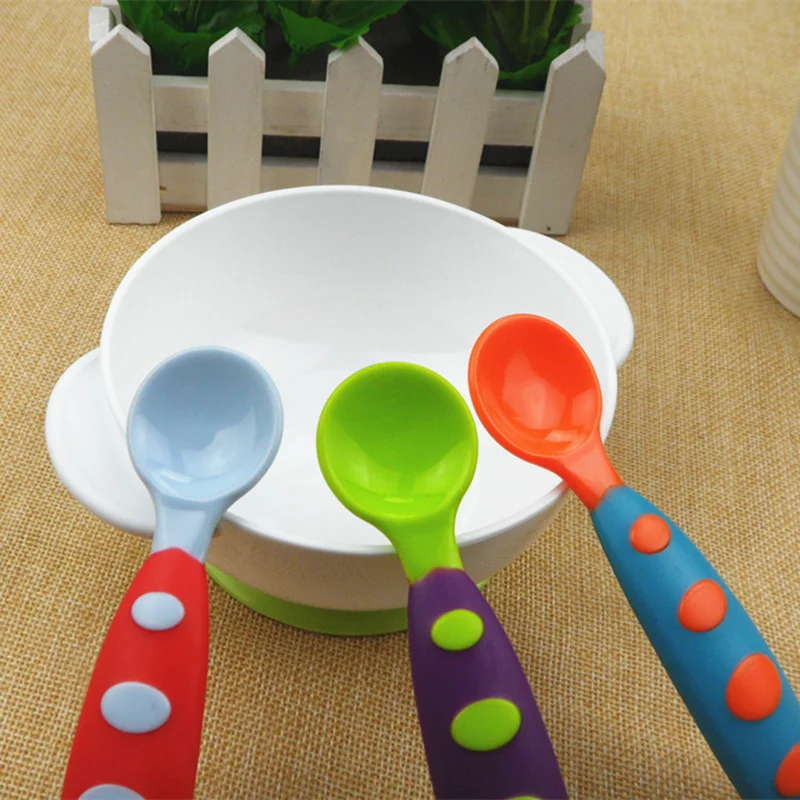 Детские принадлежности новинка 2016 года PP материал двухцветная детская ложка с