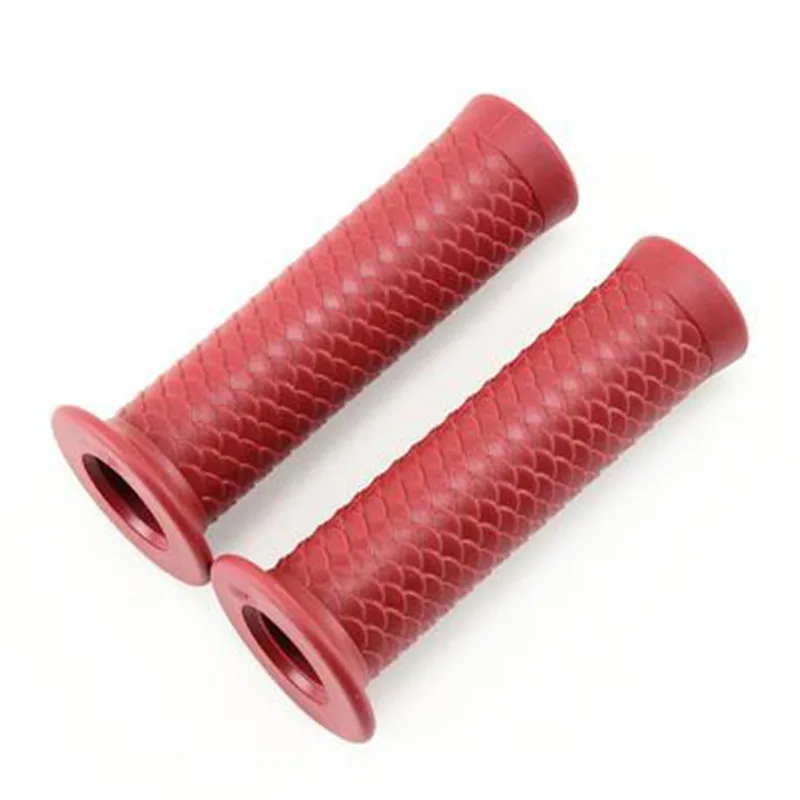 2 red Универсальный 22 мм Ретро аксессуары мото rcycle части мото rbike руль для kawasaki honda suzuki benelli yamaha Harley moto grip - Цвет: 2 red