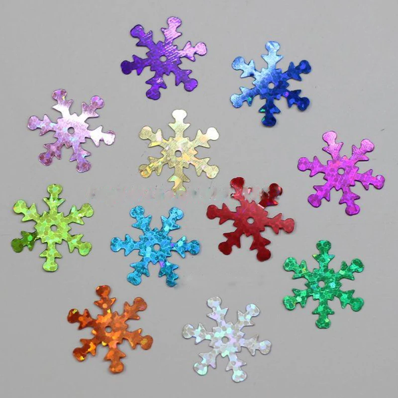 

About 2900Pcs/lot 150g Snowflake Sequins PVC Flat Hologram Loose Sequin Paillette Sewing Craft Wedding Christmas Decoration