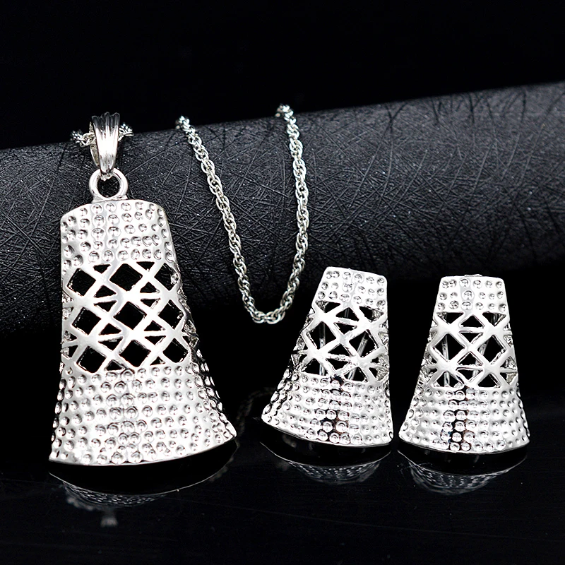 Солнечный ювелирные изделия Модные украшения 2021 колье серьги кулон для женщин