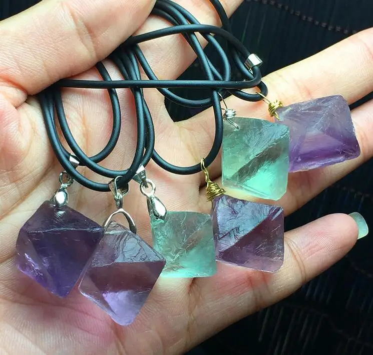 

Natural beautiful Fluorite Crystal Octahedrons Rock Specimen pendant 1pc