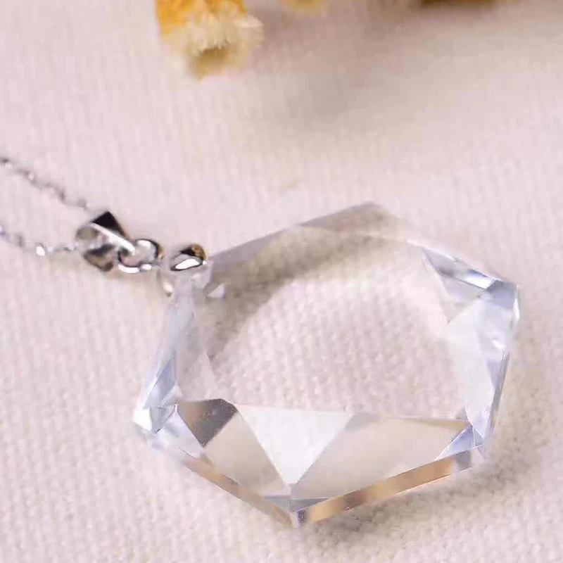 Оптовая продажа Белые Подвески из натурального кристалла красивая резьба