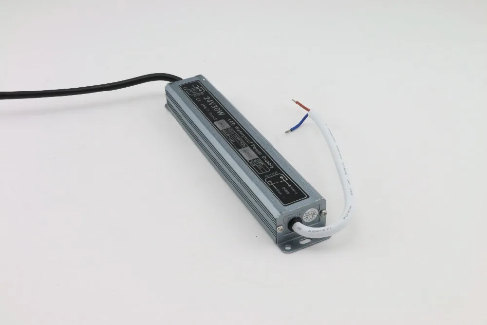 Новый AC 100-264 V к DC 24V 30W 1 25 A Источник питания прожектор светодиодный драйвер