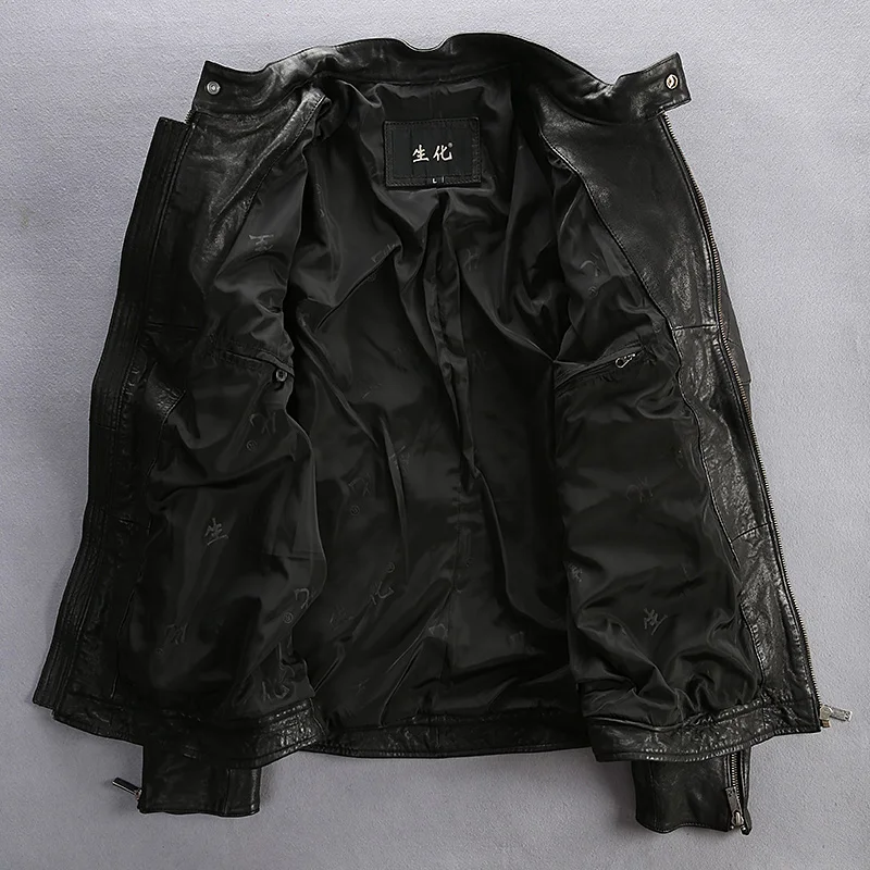 Мужская мотоциклетная кожаная куртка черная приталенная байкерская из козы с