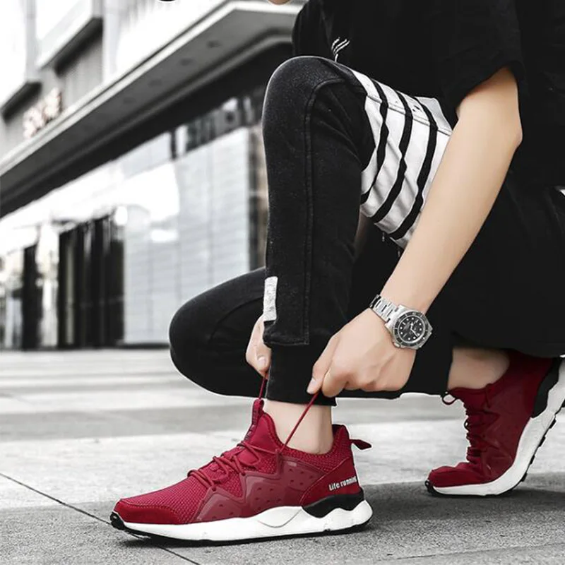 Новое поступление человек дешевые беговые кроссовки дышащая обувь для бега