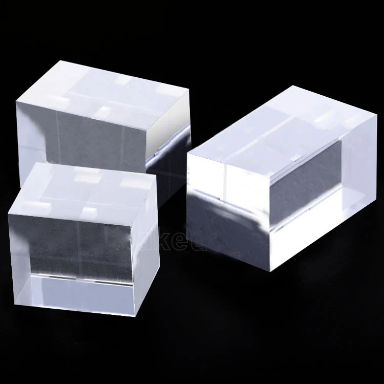 

Set of 3 Clear Crystal Plexiglass Block Acrylic Display Block Necklace Jewelry Display Panel
