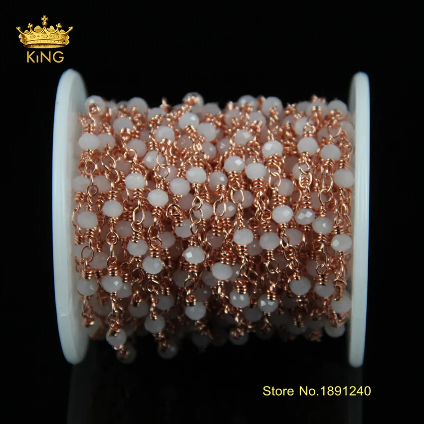 Позолоченная позолоченная цепочка покрытая белым кристаллом граненая из бисера