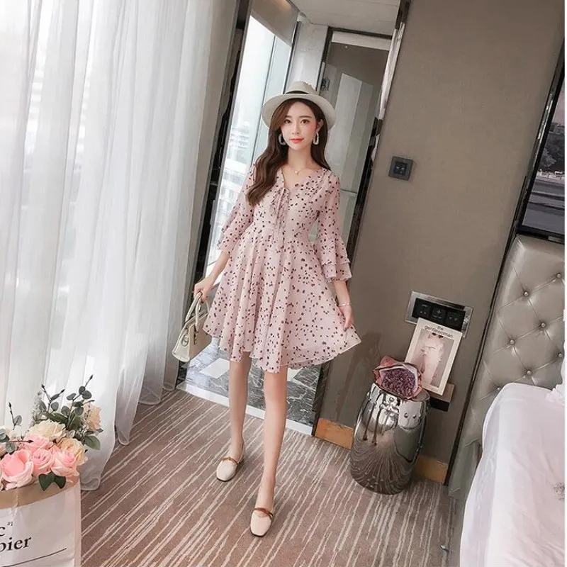 Женское пляжное платье Boho с коротким рукавом и треугольным вырезом вечернее
