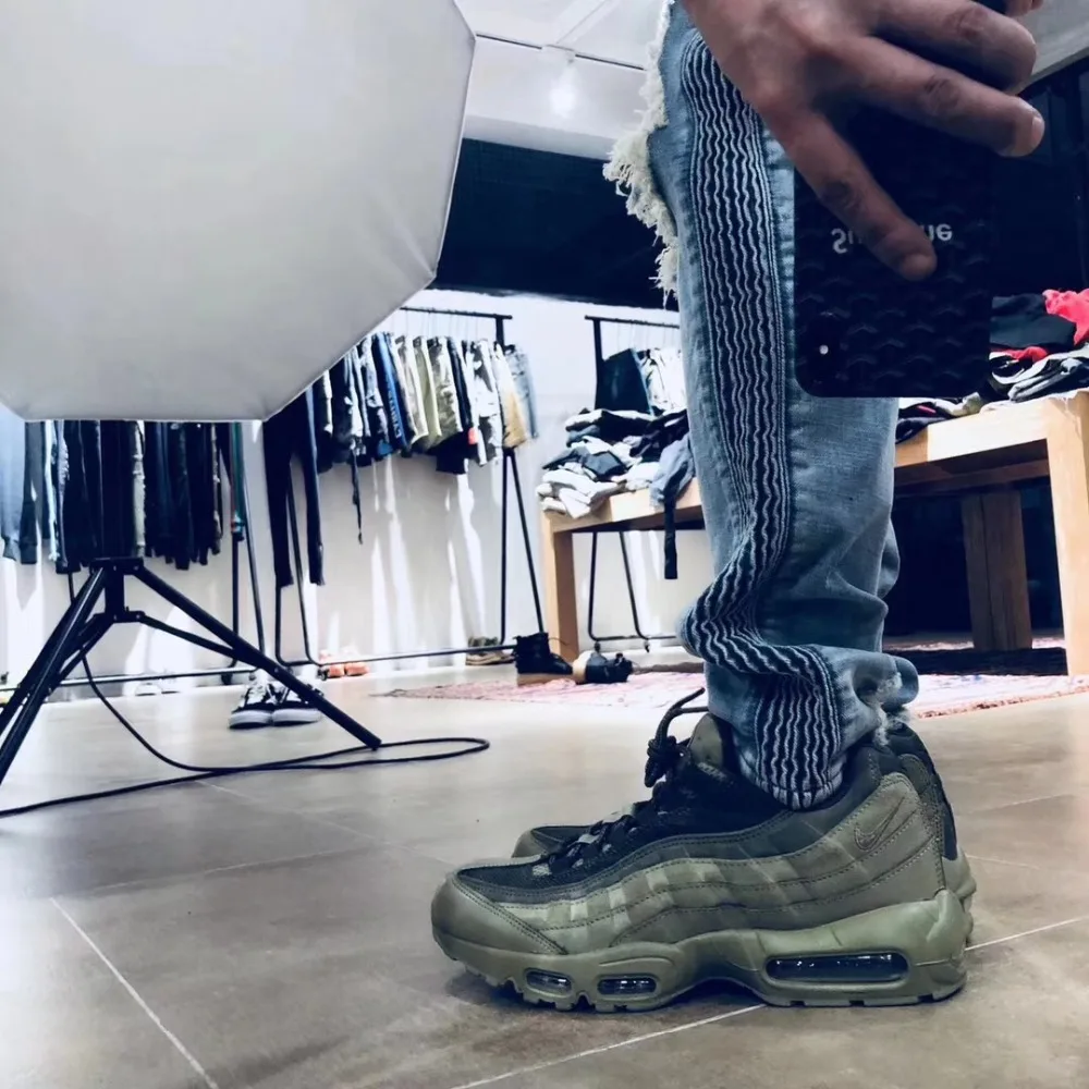 2018 высококачественные мужские Модные Винтажные цветные полосатые Прямые рваные