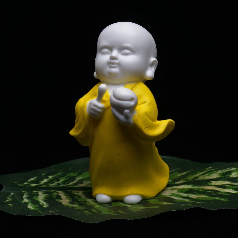 

small Buddha statue monk figurine tathagata India Yoga Mandala tea pet purple ceramic crafts decorative ceramic ornaments