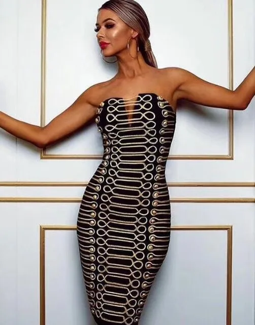 Женское Бандажное платье трикотажное эластичное без бретелек с открытой