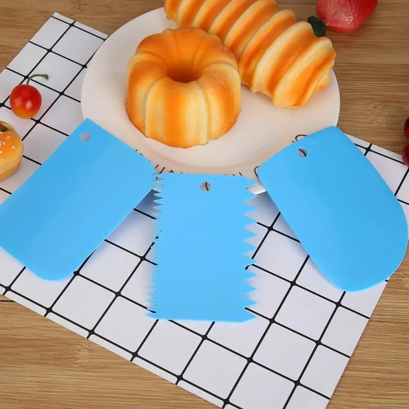 3Pcs/set Plastic Dough Knife Icing Fondant Scraper Jagged Edge Cake Spatula Baking Pastry Tools Plain Smooth Cake Paddle
