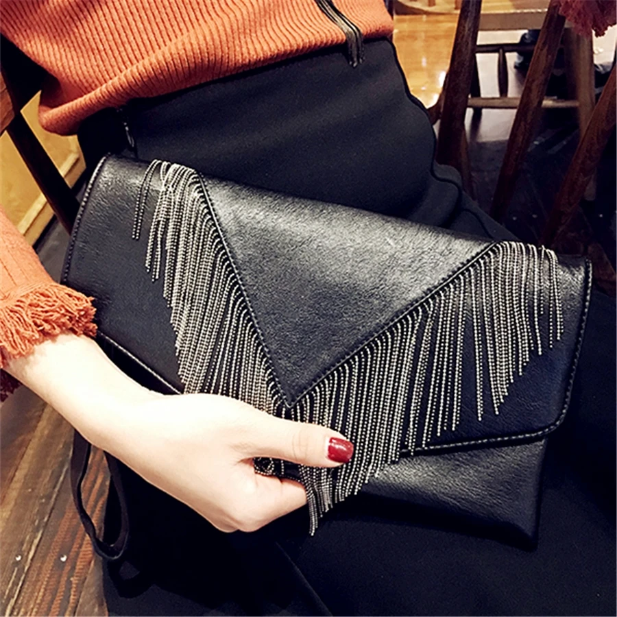 Женская сумка с кисточками большая вместительность новинка 2018 модная конверты