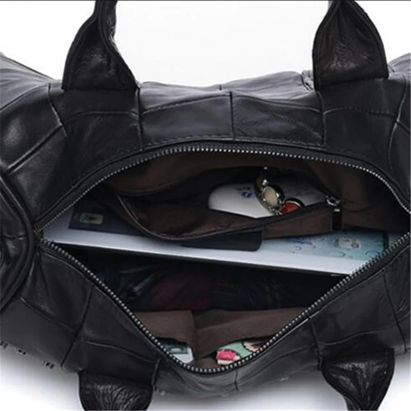 

Punk Women Handbags Large Capacity Black Casual Square Leather Bags Women Skull Head Shoulder Bag Women High Quality
