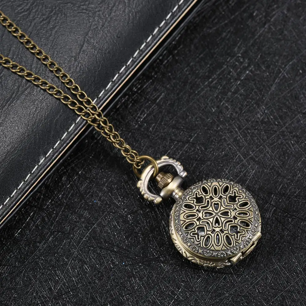 

Fashion Vintage Women Pocket Watch Alloy Retro Hollow Out Flowers Pendant Clock Sweater Necklace Chain Watches Lady Gift D