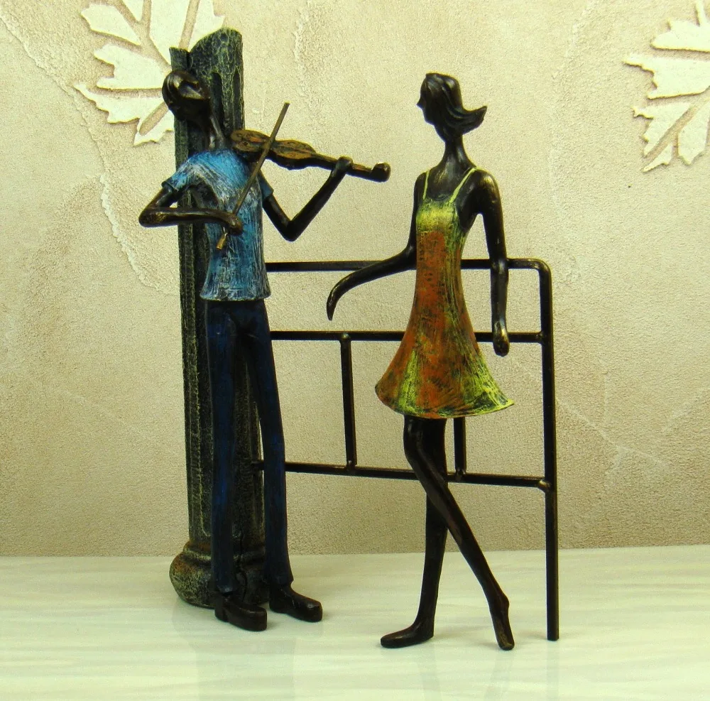 Ретро Кованое искусство предложение фигурка влюбленных абстрактная Смола