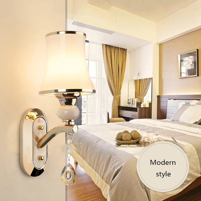 Современная простая металлическая стеклянная настенная лампа в художественном