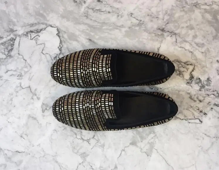 Золотистые лоферы на плоской подошве с заклепками мужская повседневная обувь