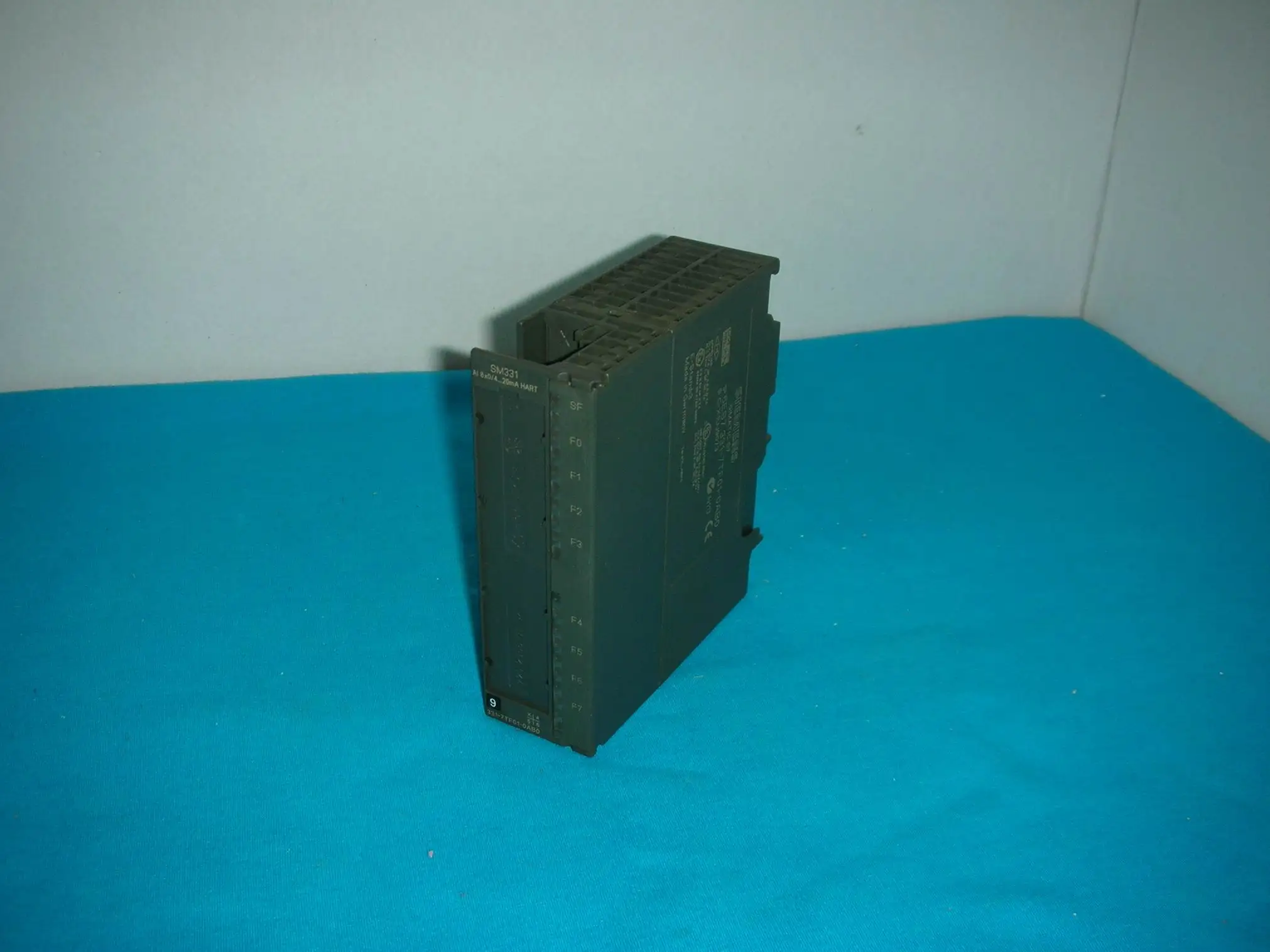 

1 шт., SIEMENS 6ES7331-7TF01-0AB0