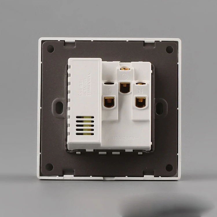 Белая настенная розетка с 2 USB портами для зарядки электрическая док станция