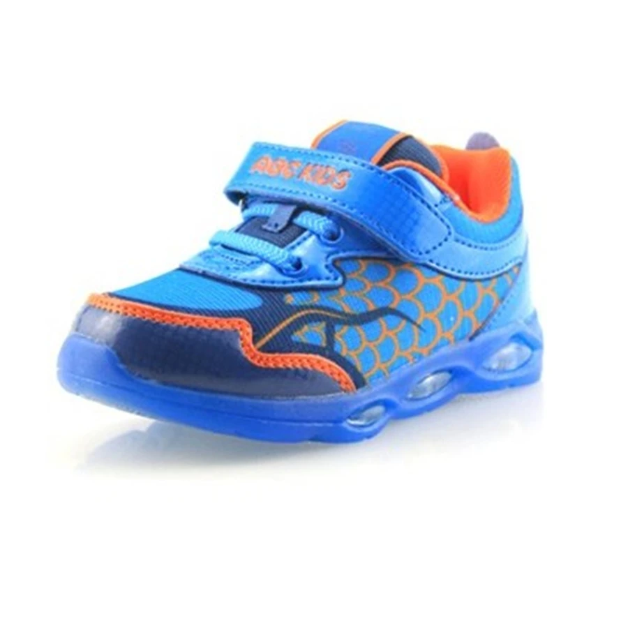 Children shoes with light 2017 мода дети мальчики повседневная световой водить детей