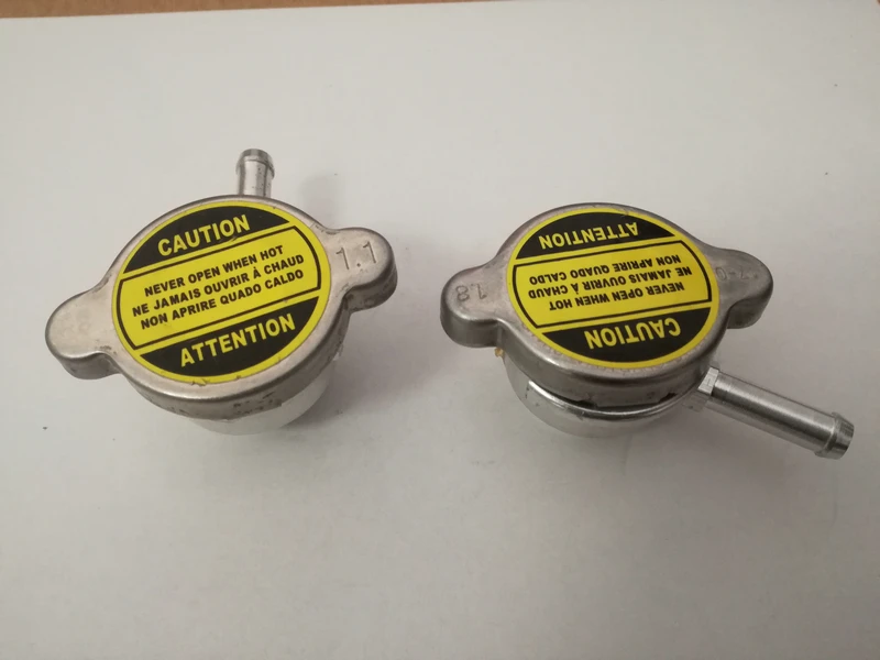 Алюминиевый радиатор со сварным наполнителем переливная труба 1 1/1 3 бар крышка