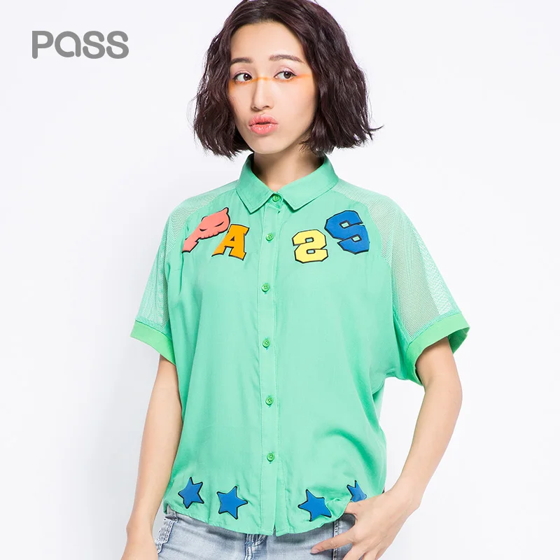 Пройти Лето 2017 г. женщина отложным воротником Пух письмо Модные принты