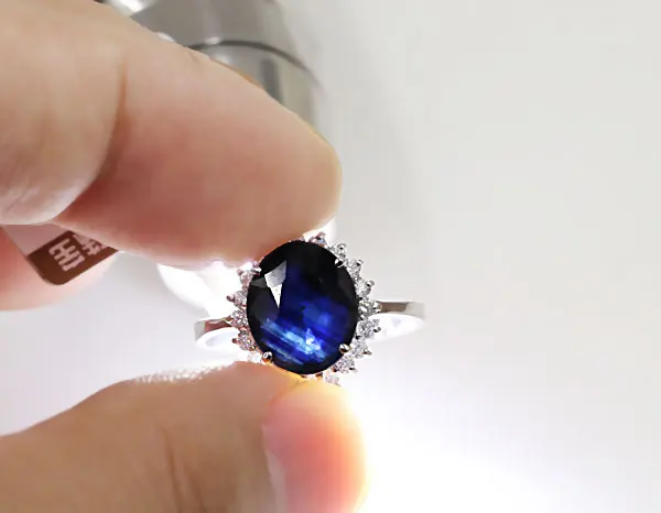Кольцо женское из серебра 925 пробы с натуральным сапфиром 10 х12 мм|ring|sterling silver blue gem