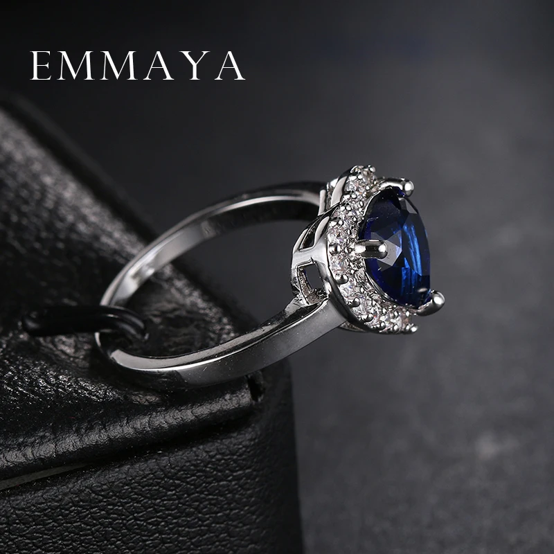 Женское кольцо с кристаллами Emmaya винтажное Золотое синим сердечком для свадьбы