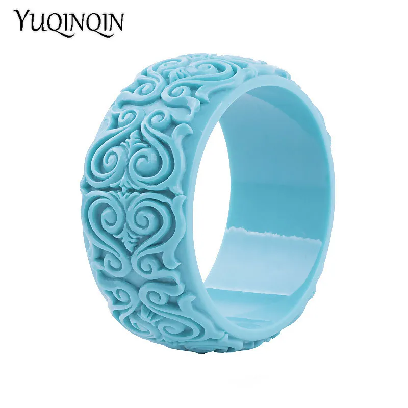 

Classic Resin Cuff Engraved Bracelets Bangles for Women New Fashion Wide Blue Acrylic Bracelet Female Charm Wedding Jewelry