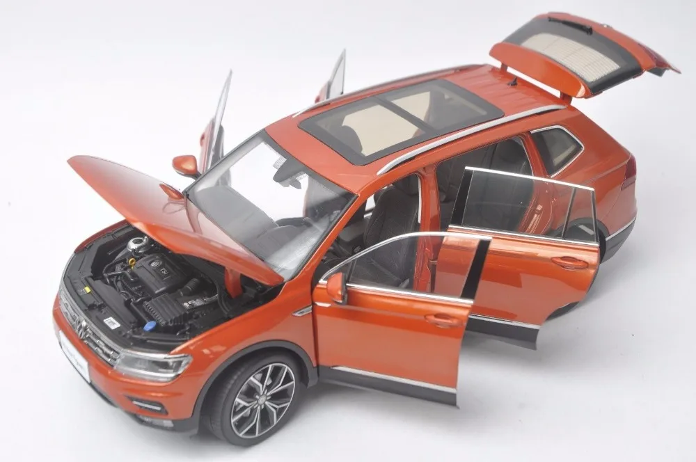 1:18 литая под давлением модель для Volkswagen VW Tiguan L оранжевый игрушечный автомобиль миниатюрная Коллекция подарков