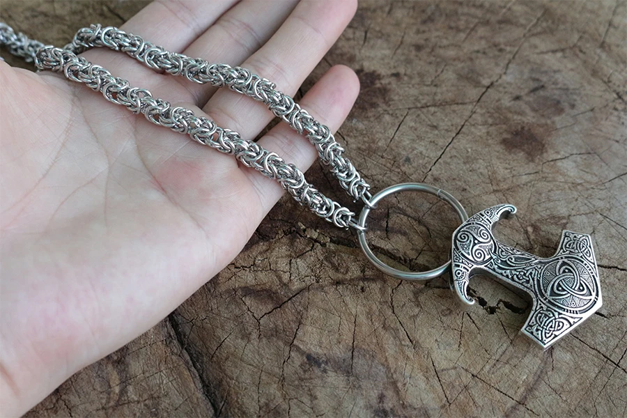 Raven's Mjolnir ювелирные изделия с молотком легендарный молот тора кулоном вороном
